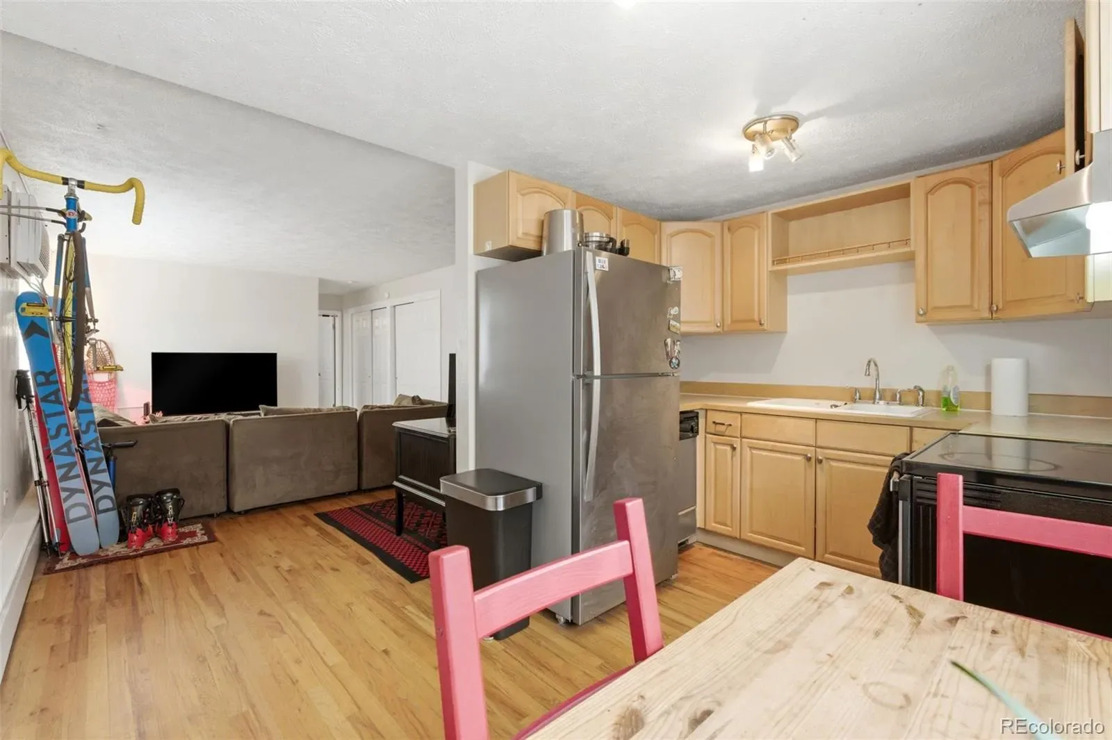 1063 N Clarkson Street #8 Denver CO 80218 MLS #REC7352569 03312026140657 1600 8