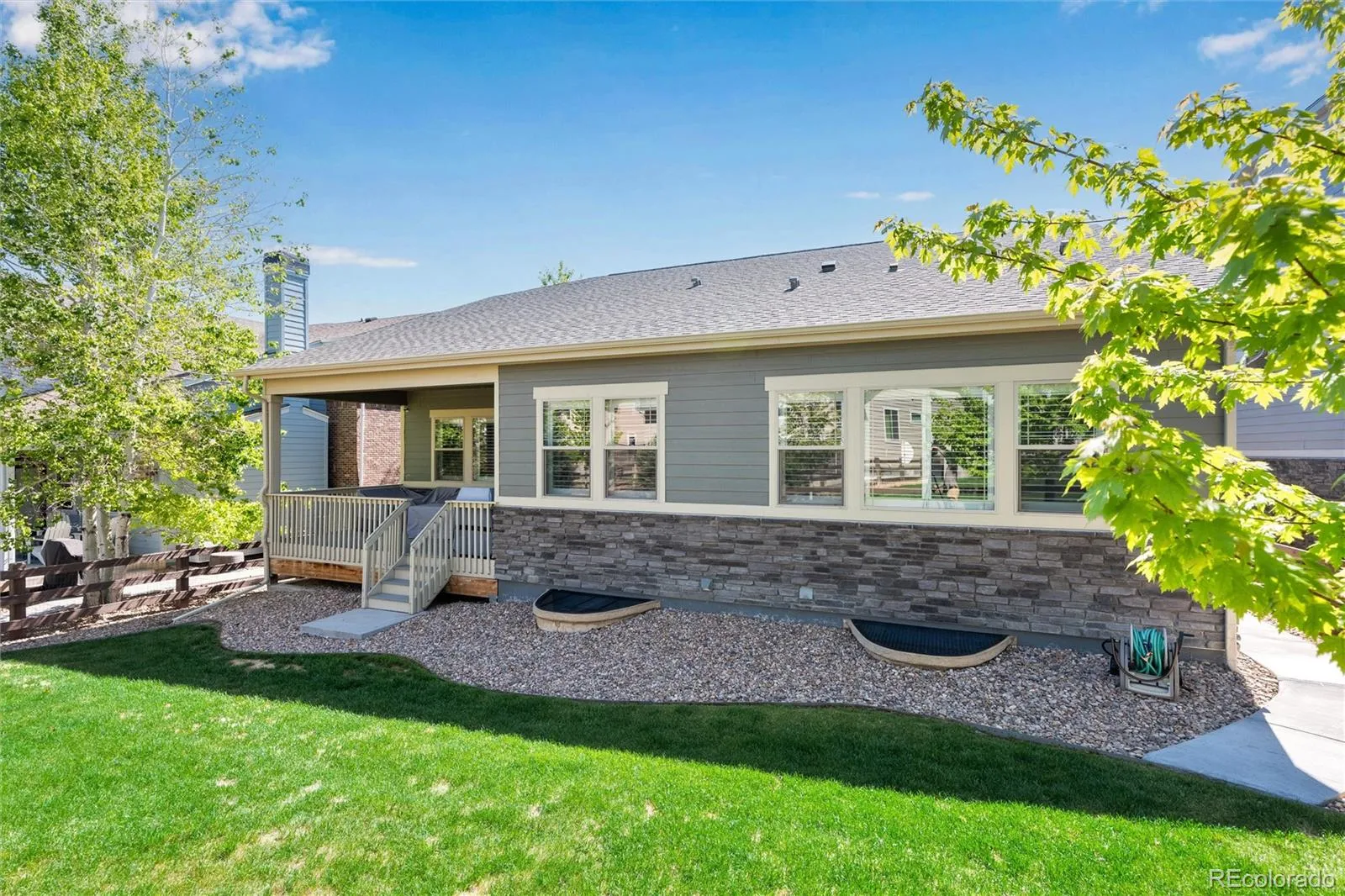 6807 S Riverwood Way Aurora CO 80016 MLS #REC7352689 05142026221032 1600 36