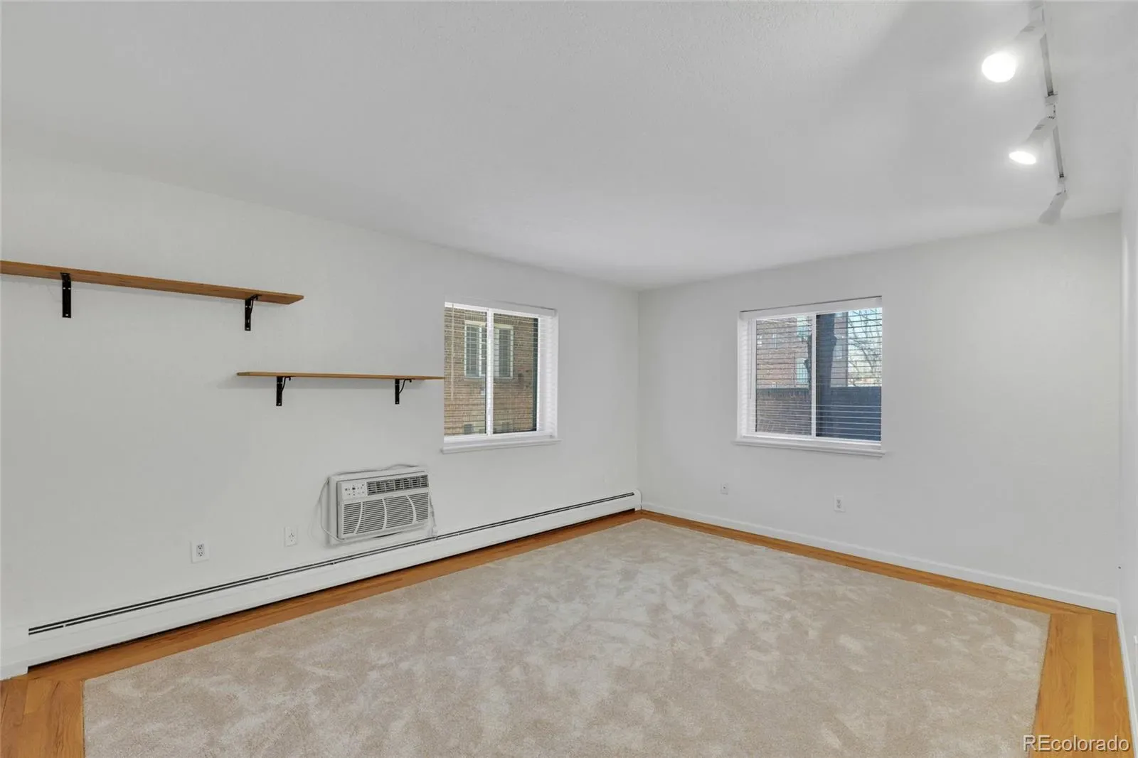 1045 N Clarkson Street #207 Denver CO 80218 MLS #REC7352810 03272026070204 1600 11