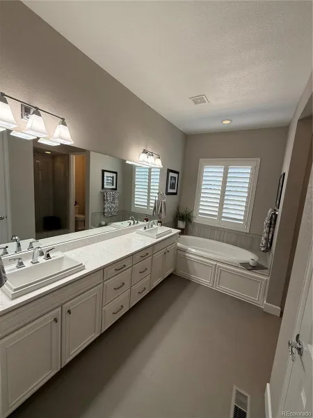 27505 E Elmhurst Place Aurora CO 80016 | MLS #REC7353252 09222026090955 800 15