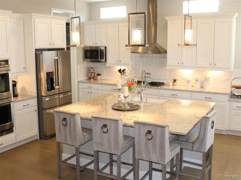27505 E Elmhurst Place Aurora CO 80016 | MLS #REC7353252 09222026090955 800 4