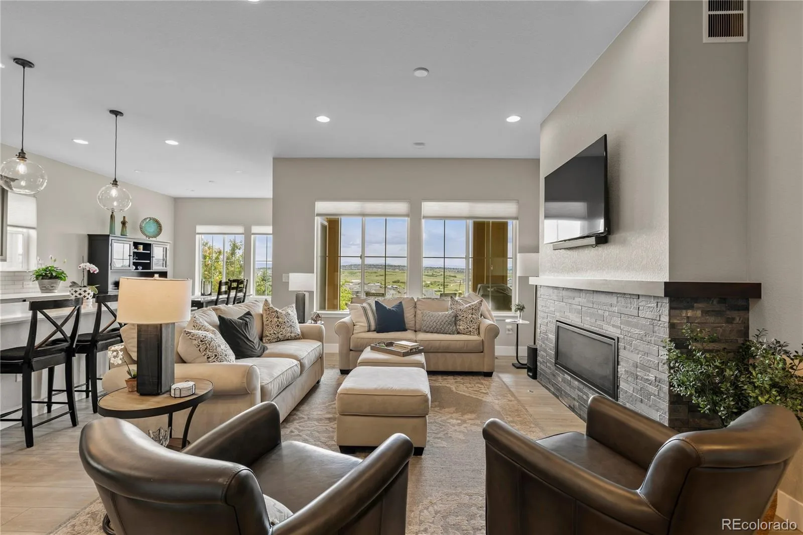 7129 Canyonpoint Road Castle Pines CO 80108 MLS #REC7355321 06082026203510 1600 4