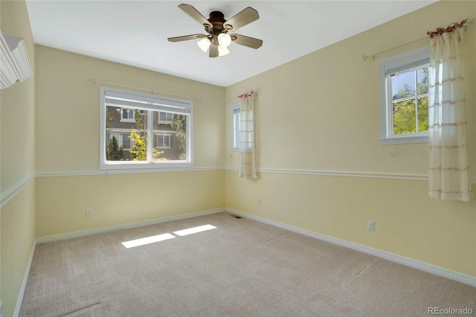 2586 Pemberly Avenue Highlands Ranch CO 80126 MLS #REC7356910 06092026204452 1600 37