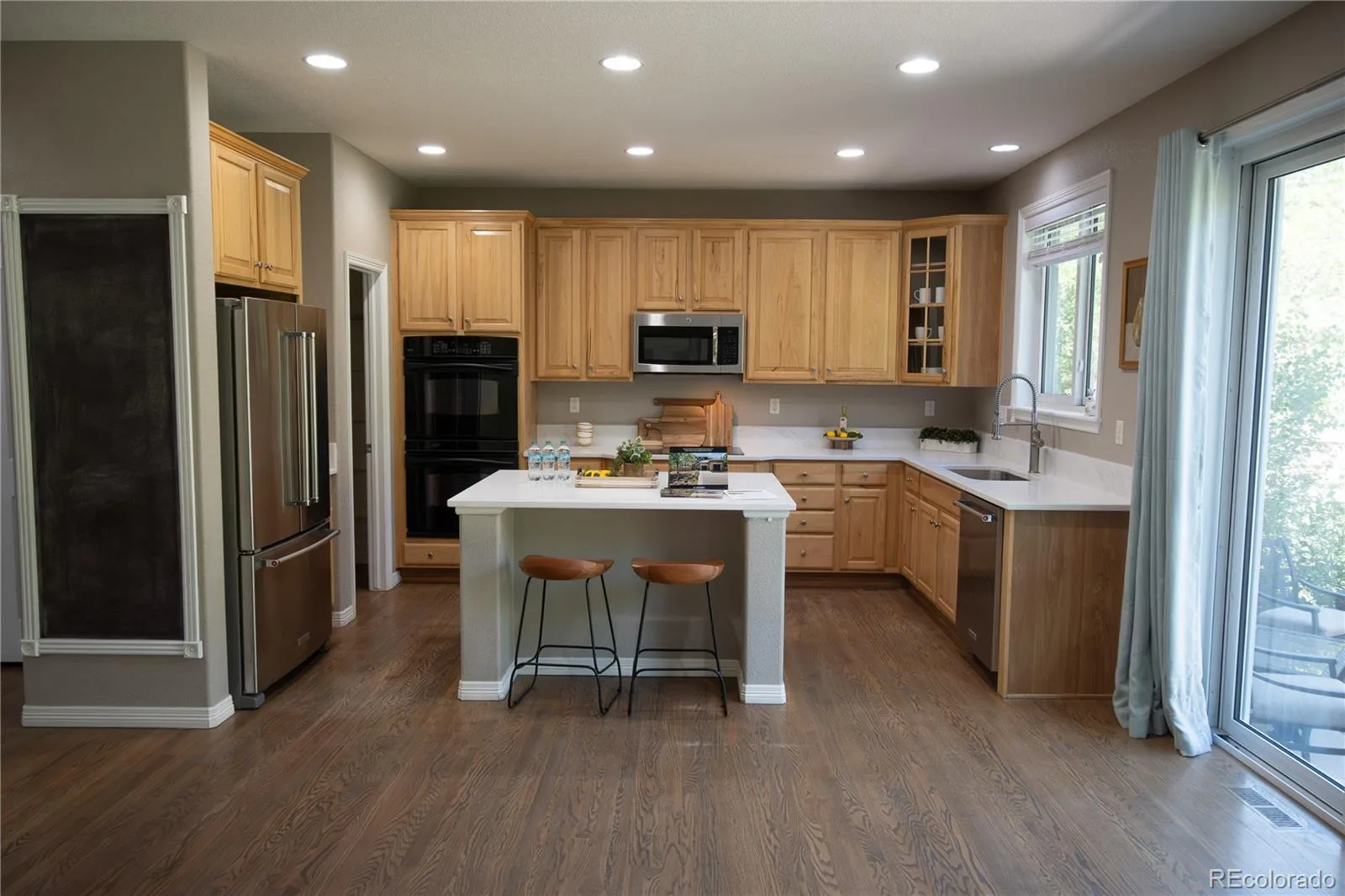 2586 Pemberly Avenue Highlands Ranch CO 80126 MLS #REC7356910 07012026001756 1600 15