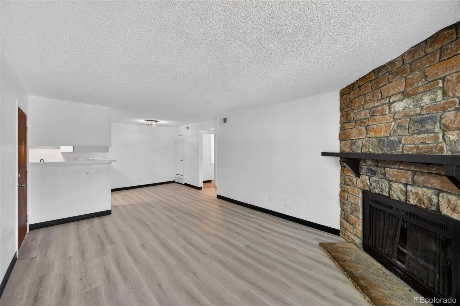 14404 E Colorado Drive #204 Aurora CO 80012 MLS #REC7359261 04242026233535 1600 2