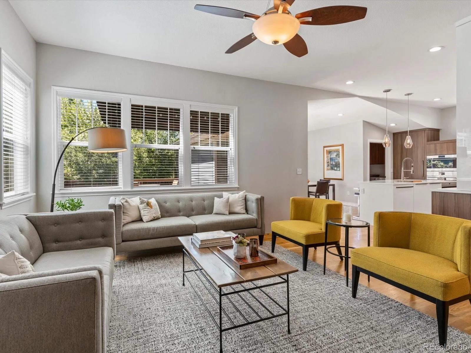 04162026221213 1600 15