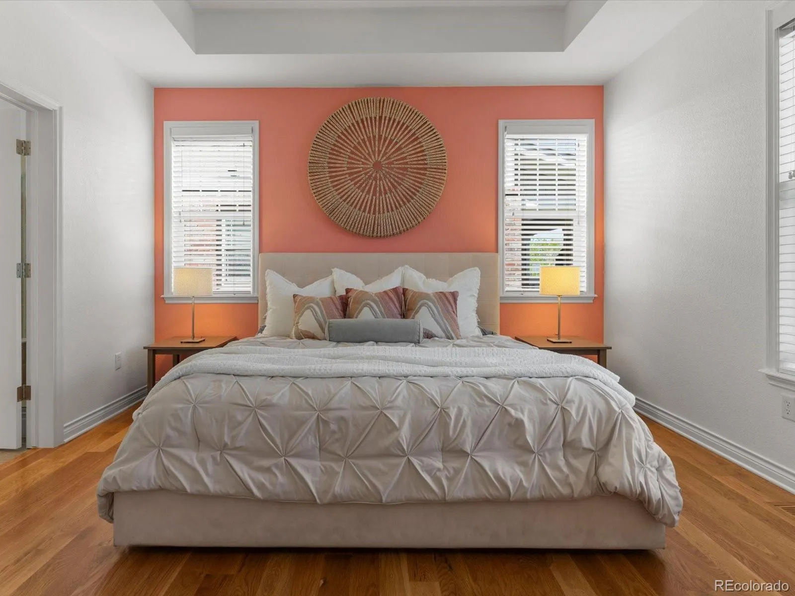 04162026221213 1600 17