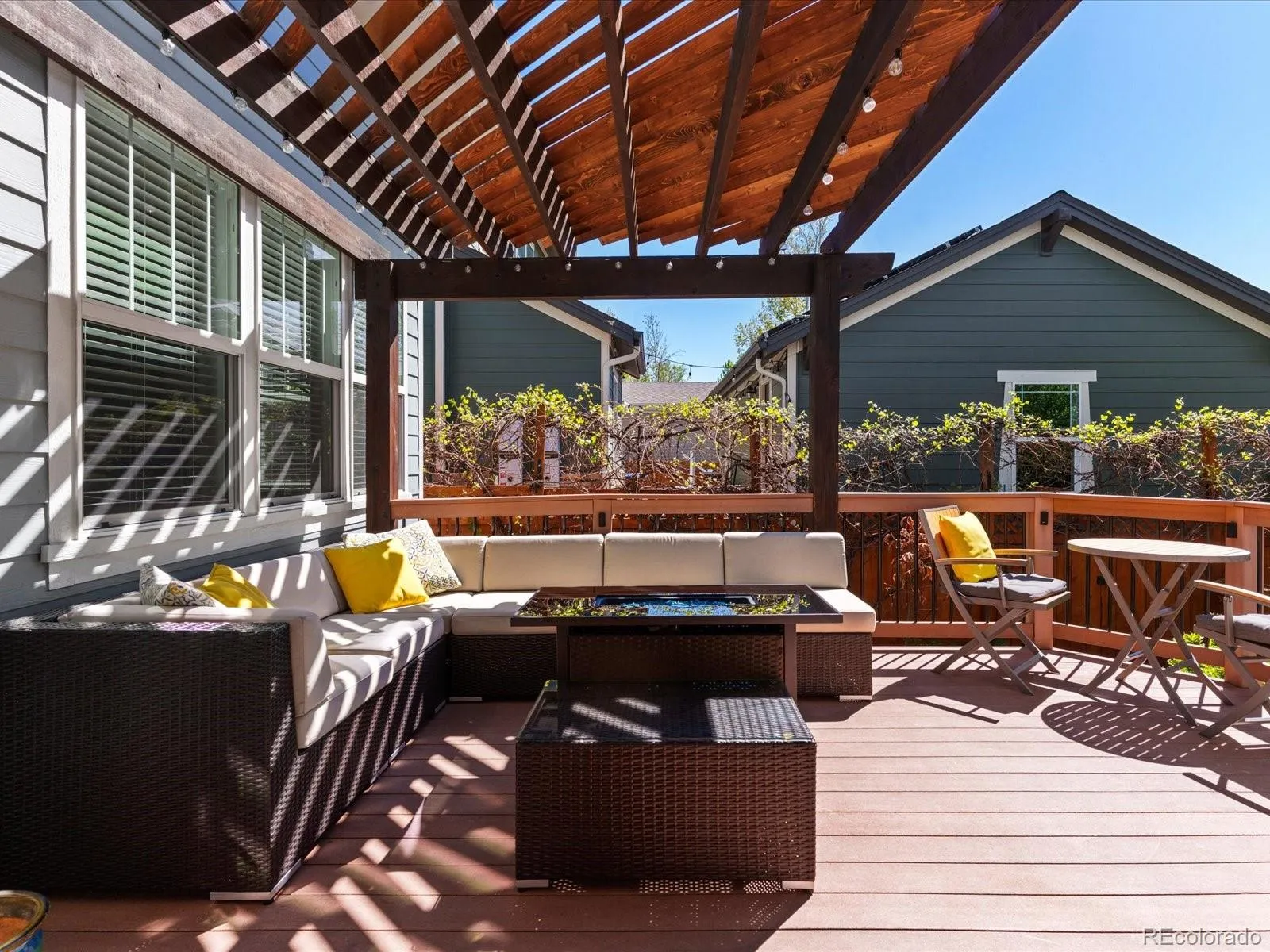 04162026221213 1600 31