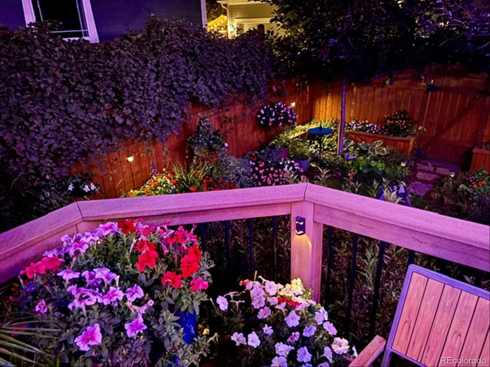 04162026221213 1600 37