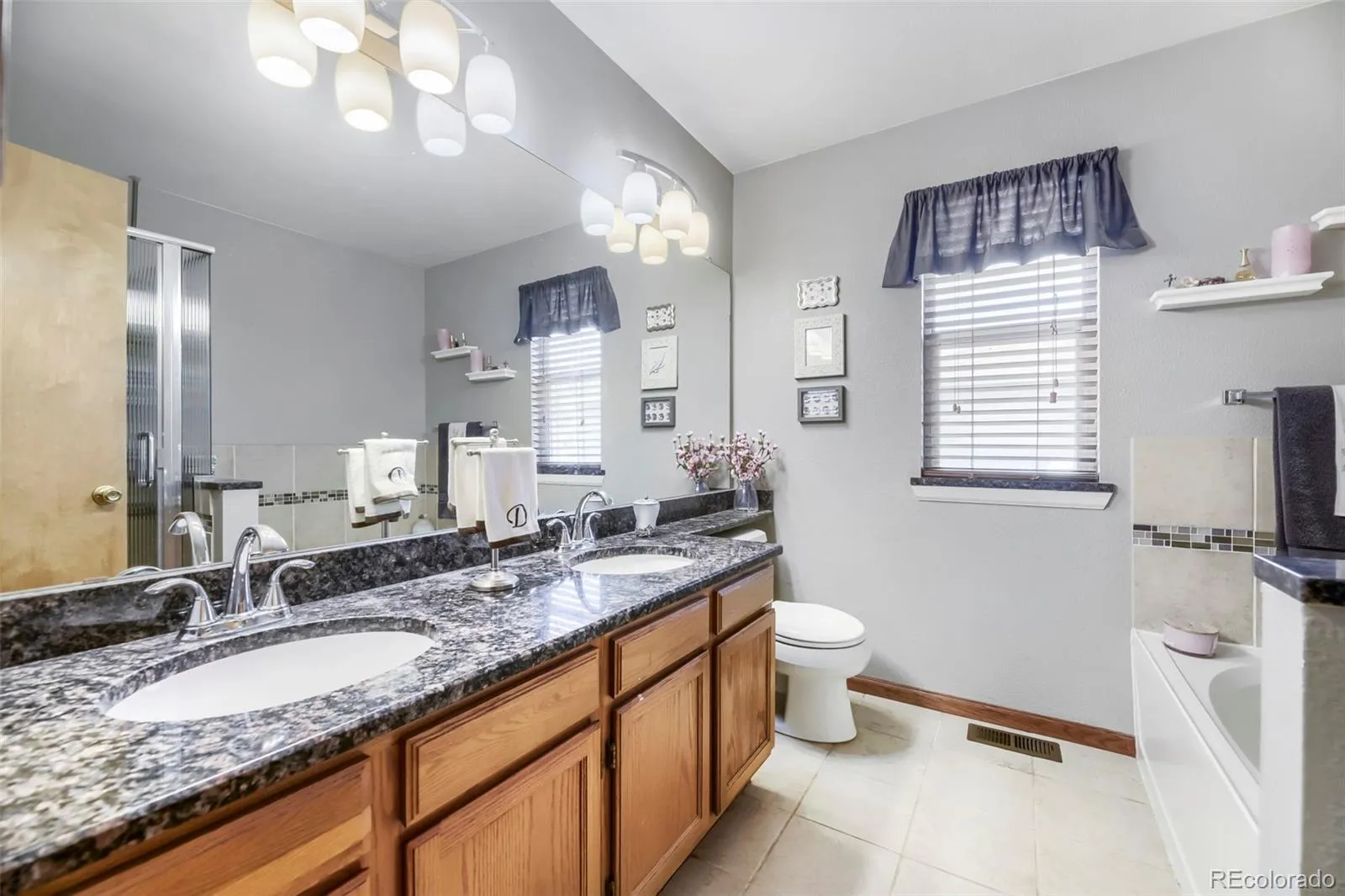 13088 W Dorado Place Littleton CO 80127 MLS #REC7362935 05132026210526 1600 17
