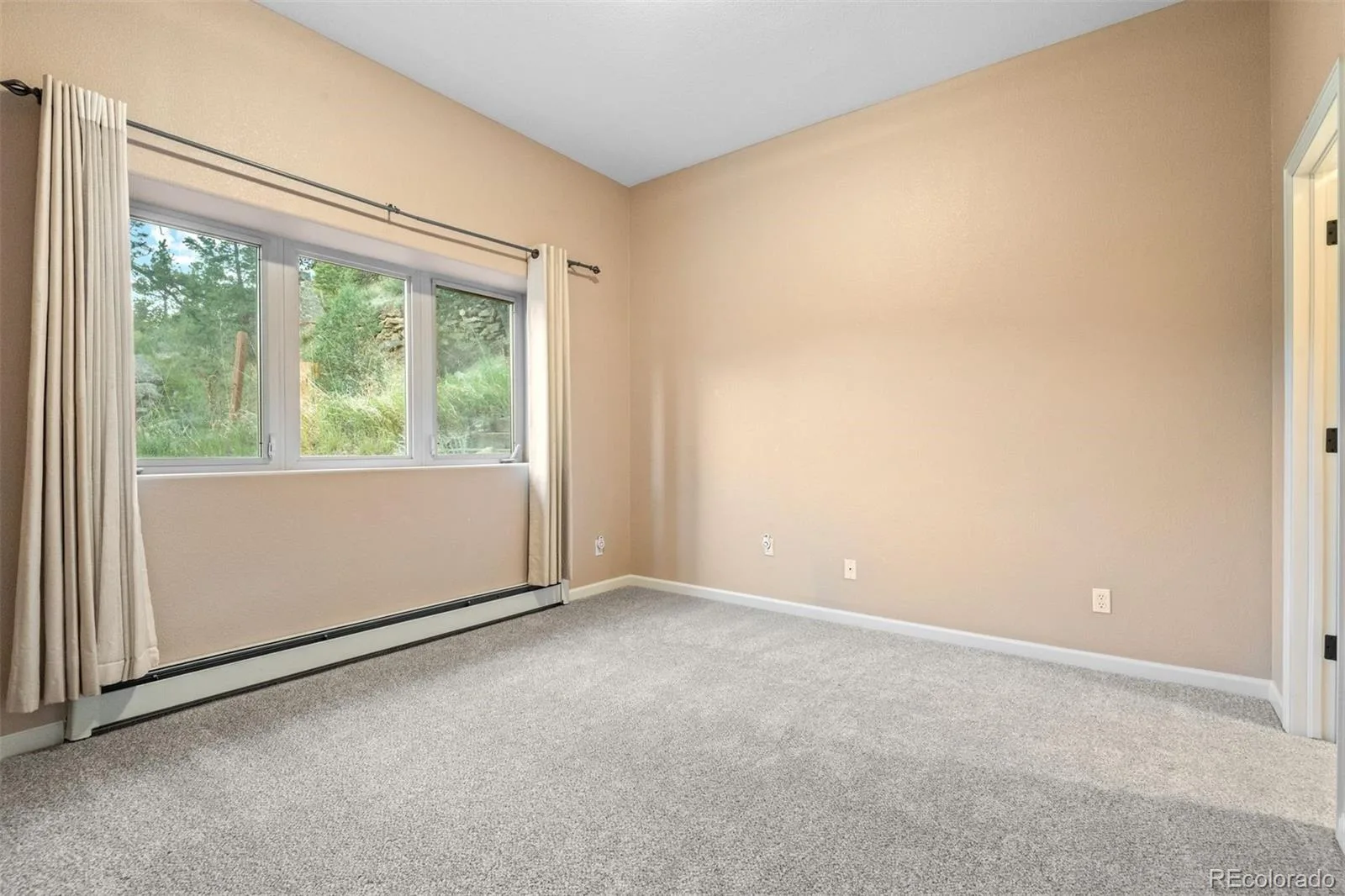 3044 High Road Evergreen CO 80439 | MLS #REC7365611 08122026181755 1600 34