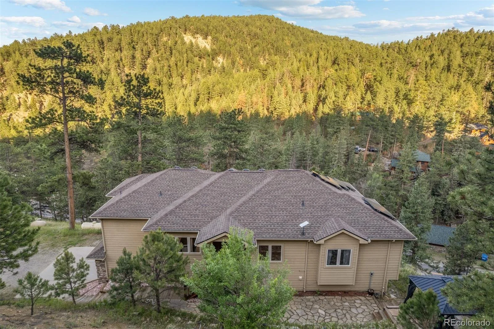 3044 High Road Evergreen CO 80439 | MLS #REC7365611 08122026181755 1600 42