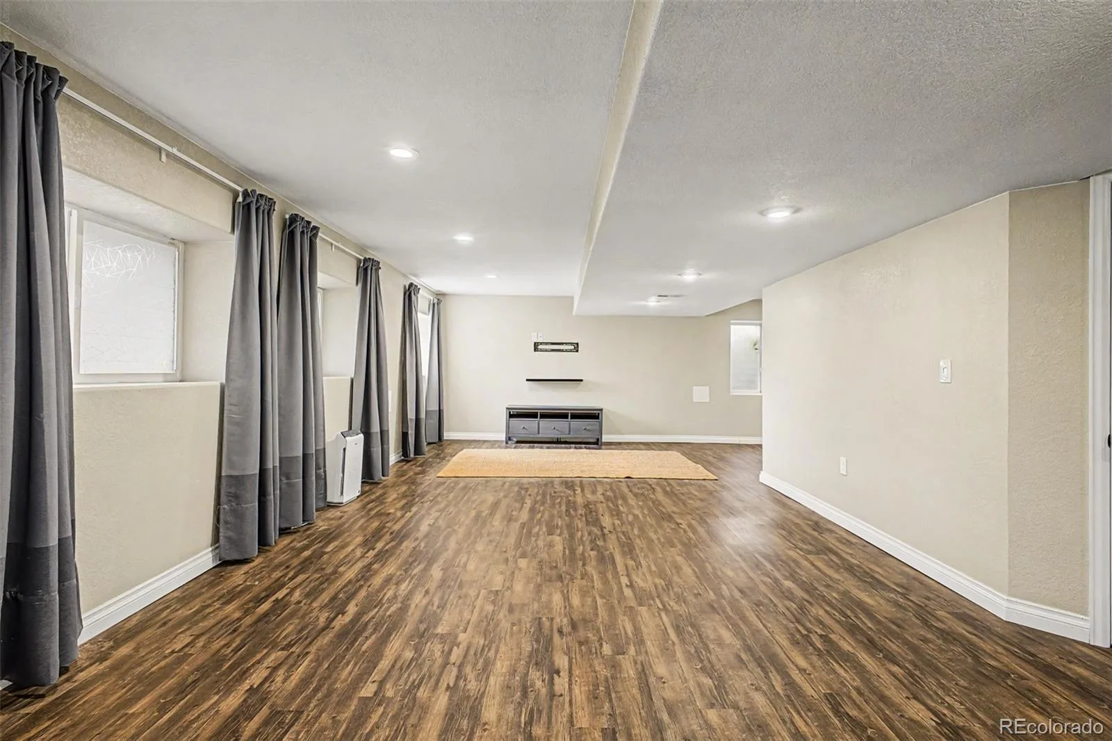 9416 W Swarthmore Drive Littleton CO 80123 | MLS #REC7366073 08262026184220 1600 29