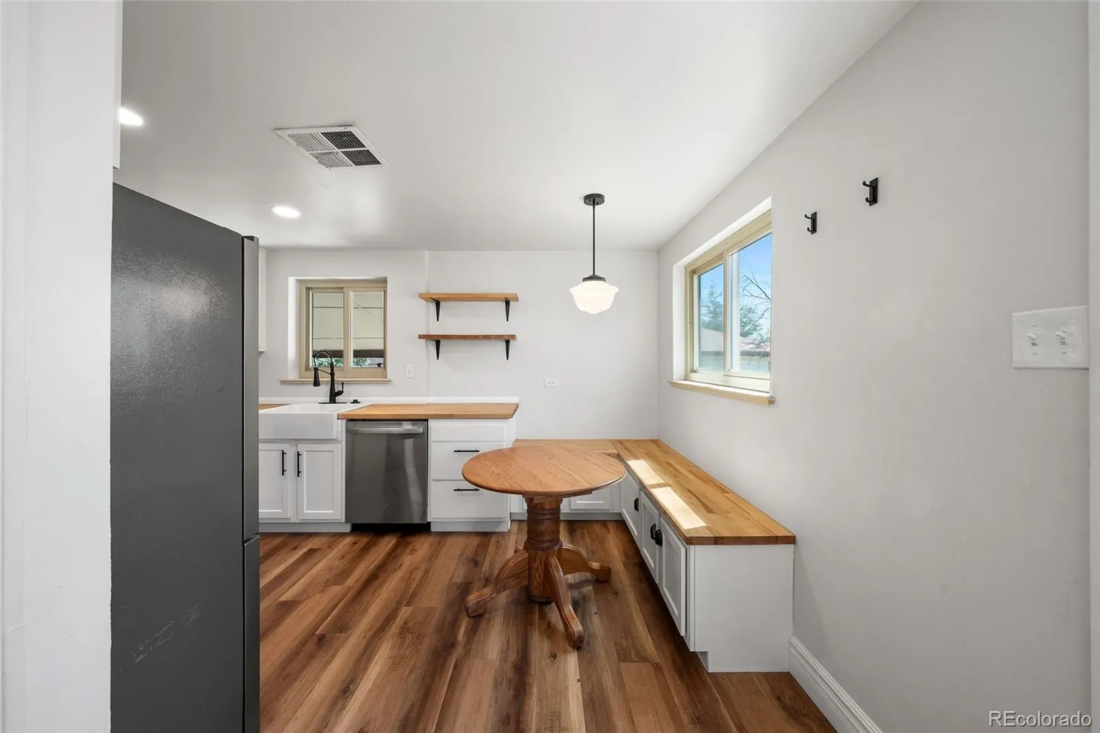 1380 S Alcott Street Denver CO 80219 MLS #REC7367421 05112026231119 1600 4
