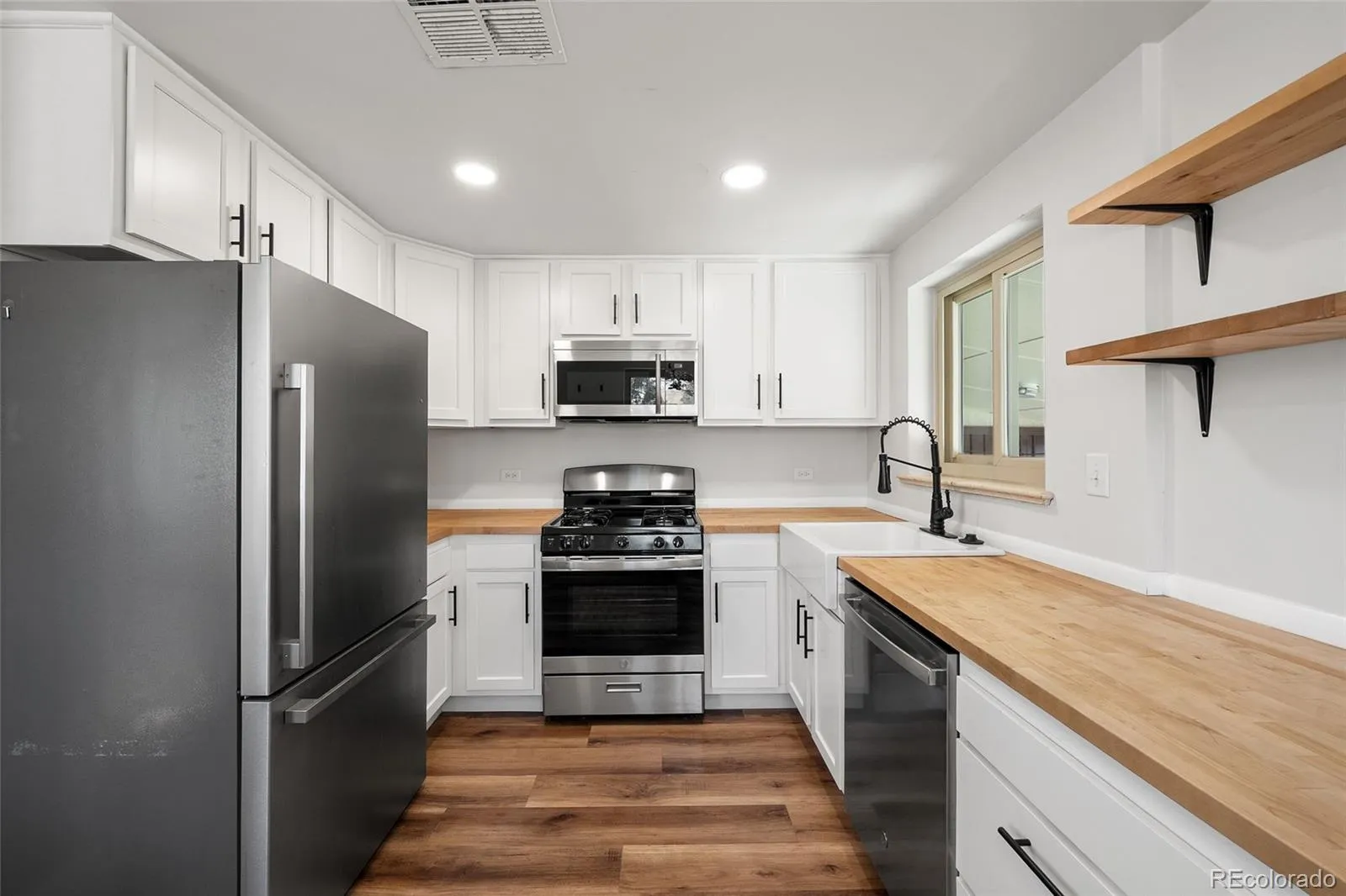 1380 S Alcott Street Denver CO 80219 MLS #REC7367421 05112026231119 1600 6