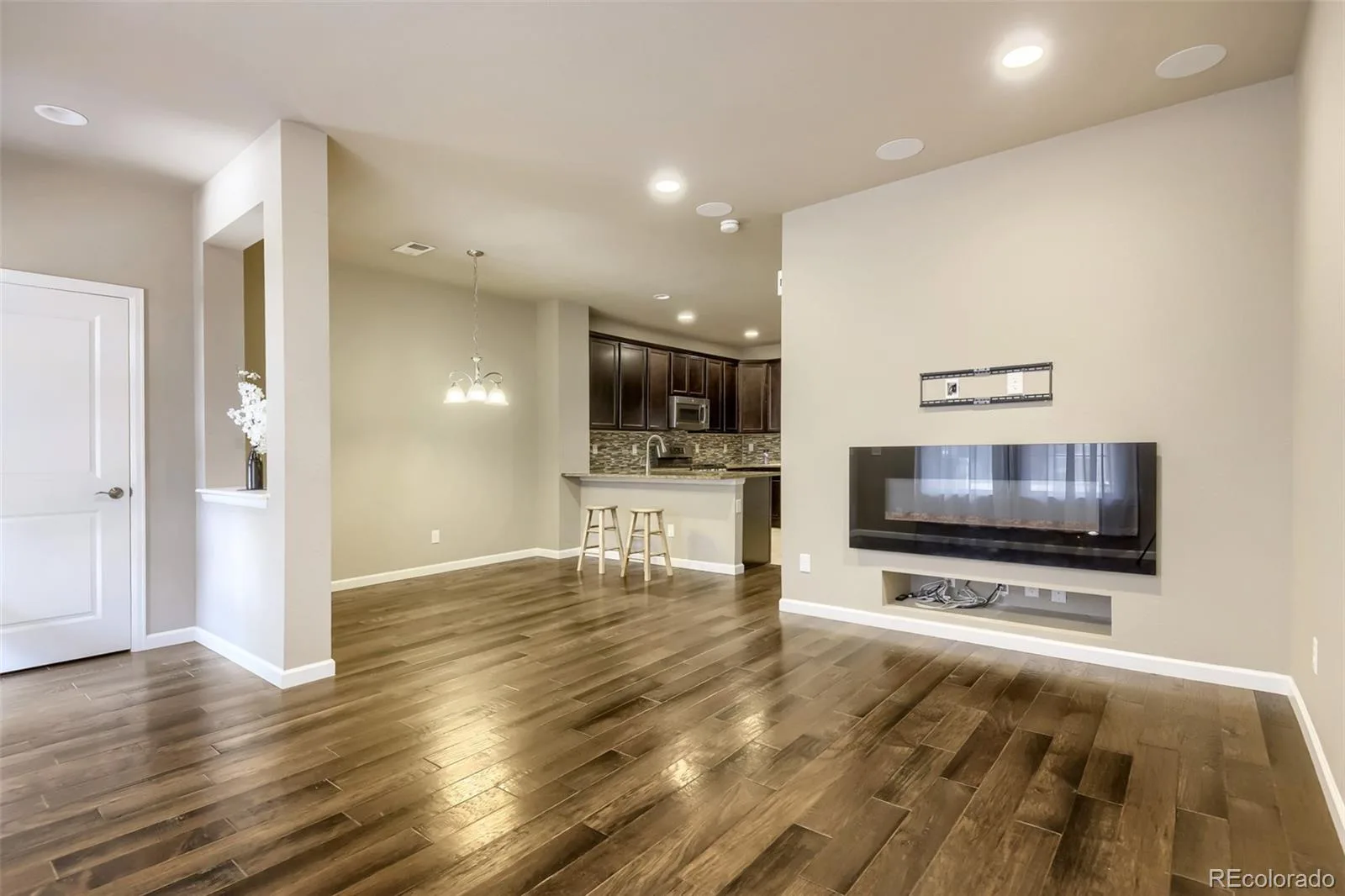 9004 E Caley Way Greenwood Village CO 80111 MLS #REC7368689 06292026171722 1600 3