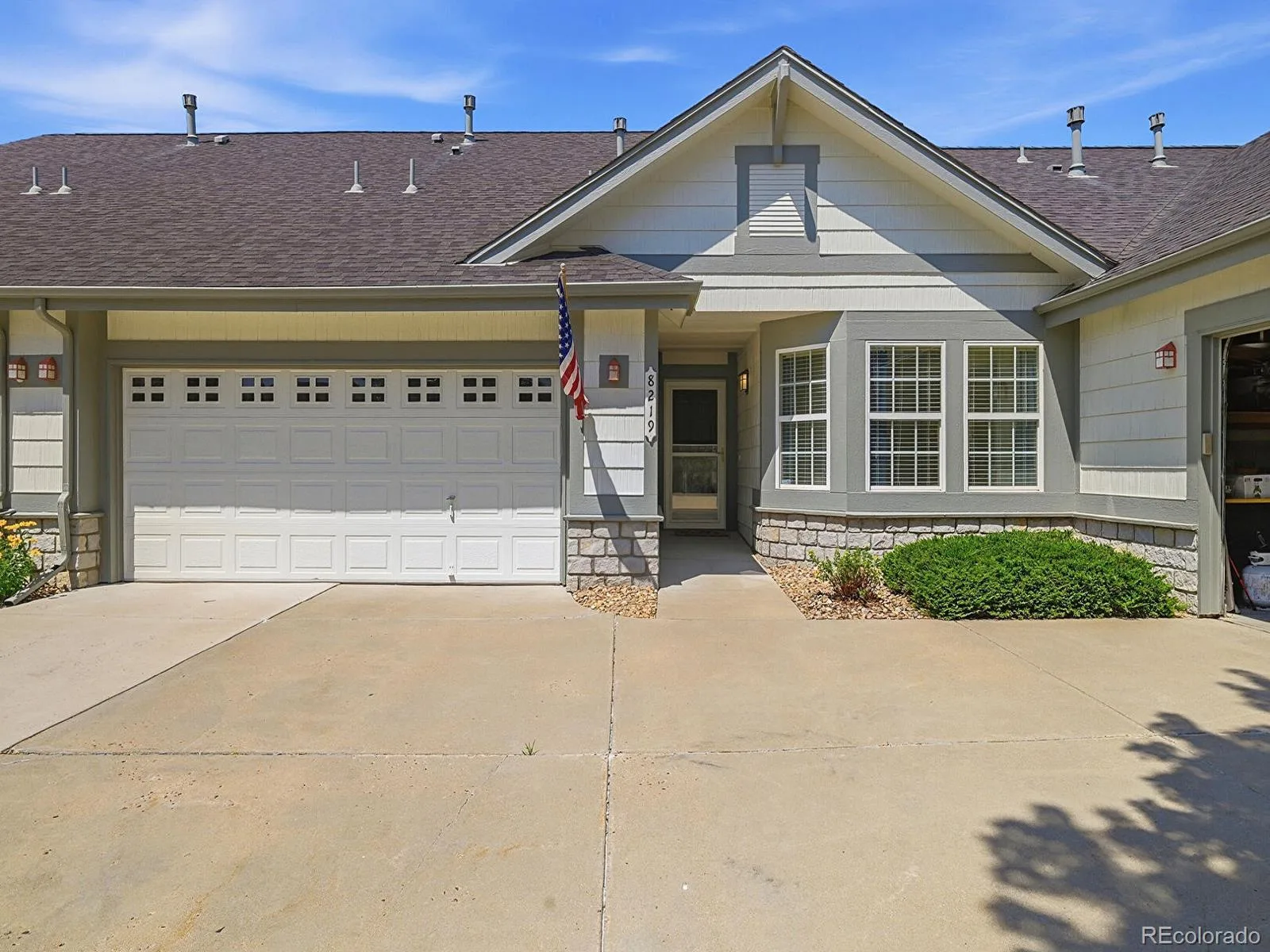 8219 S Winnipeg Court Aurora CO 80016 | MLS #REC7372125 07032026180426 1600 2