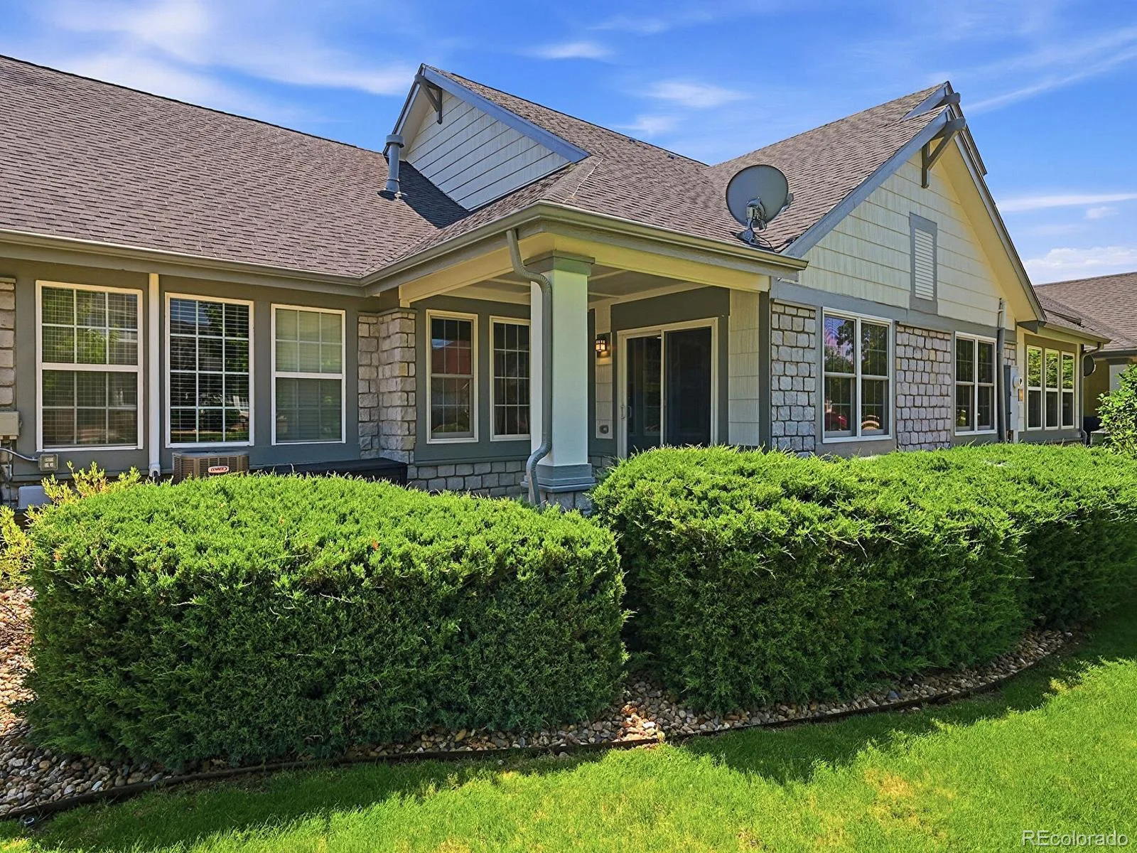8219 S Winnipeg Court Aurora CO 80016 | MLS #REC7372125 07032026180426 1600 26
