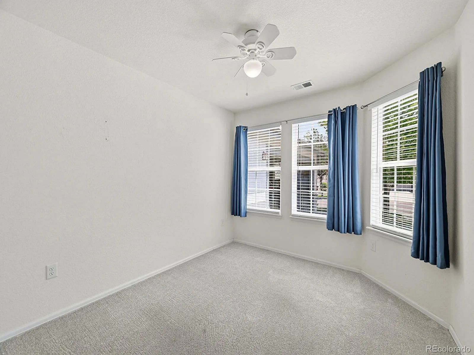 8219 S Winnipeg Court Aurora CO 80016 | MLS #REC7372125 07032026180426 1600 7