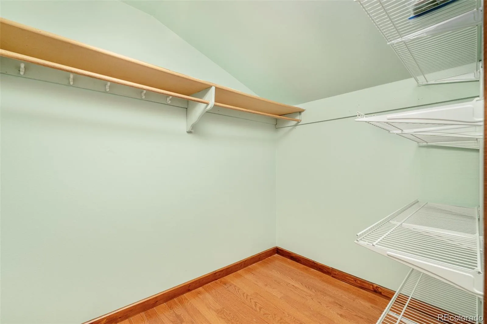 815 Vivian Street Lakewood CO 80401 MLS #REC7372466 06192026040634 1600 26
