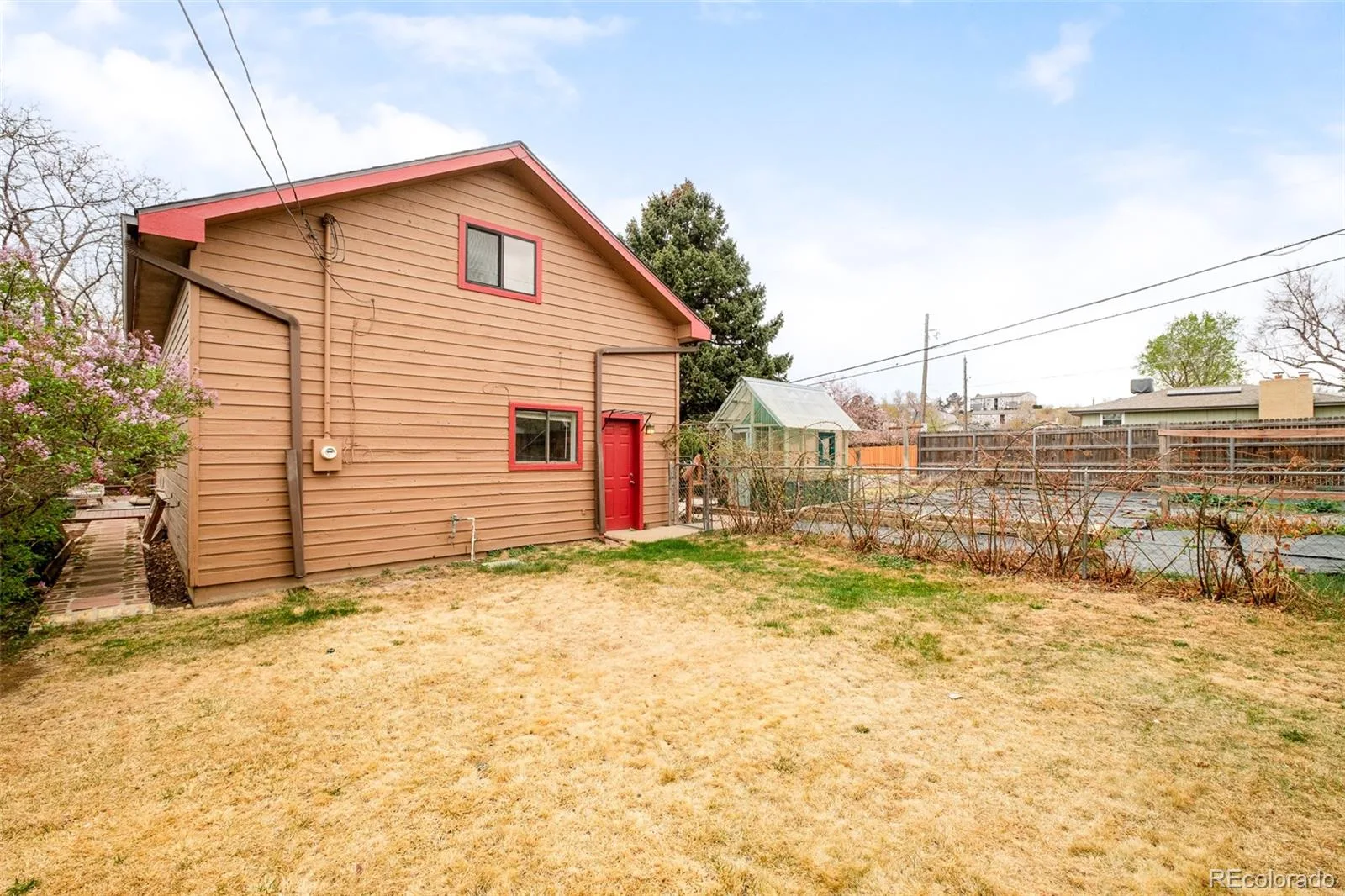 815 Vivian Street Lakewood CO 80401 MLS #REC7372466 06192026040634 1600 41