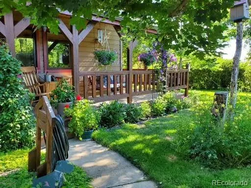 815 Vivian Street Lakewood CO 80401 MLS #REC7372466 06192026040634 512 44