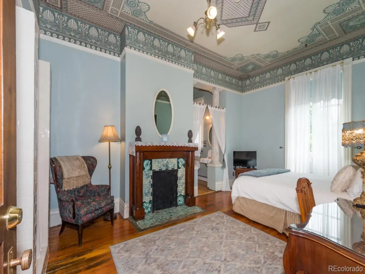 03162026203711 1200 10