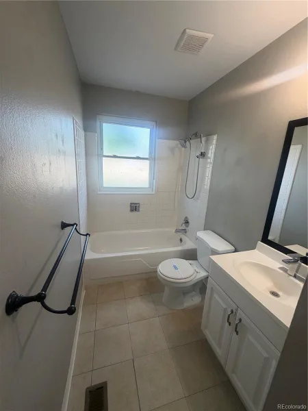 5559 Potomac Way Denver CO 80239 | MLS #REC7373267 07072026183943 800 13
