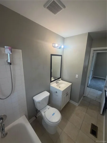 5559 Potomac Way Denver CO 80239 | MLS #REC7373267 07072026183943 800 15