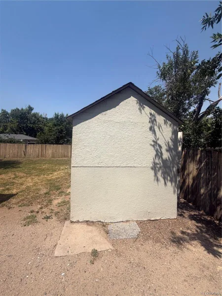 5559 Potomac Way Denver CO 80239 | MLS #REC7373267 07072026183943 800 35
