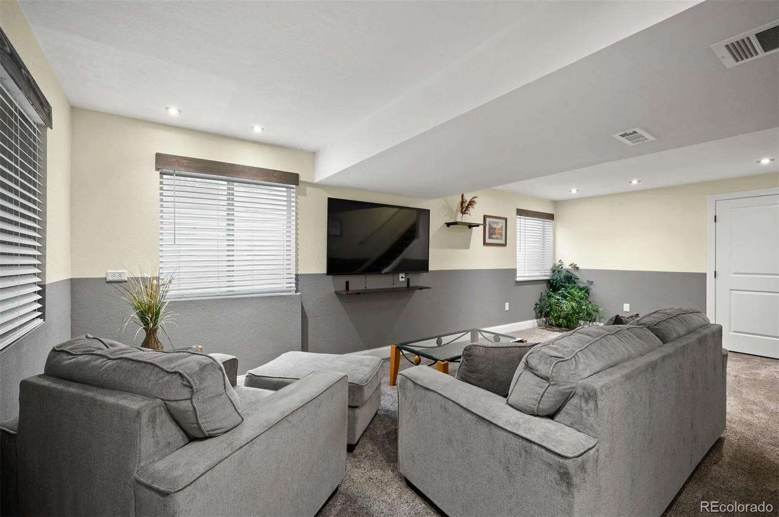 10993 Elizabeth Street Northglenn CO 80233 MLS #REC7373820 06112026165921 1600 23