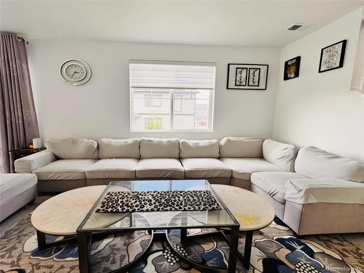 21073 E Tufts Avenue Aurora CO 80015 MLS #REC7377658 04272026203759 1200 17