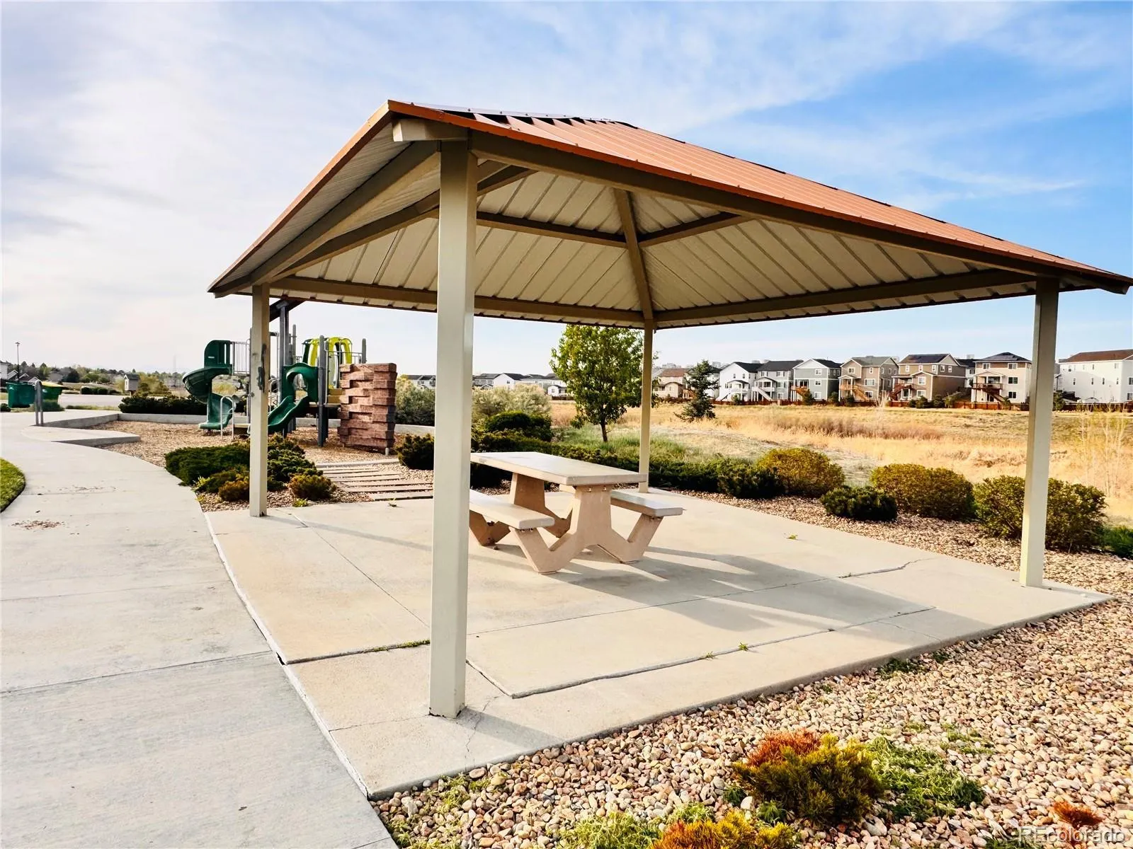 21073 E Tufts Avenue Aurora CO 80015 MLS #REC7377658 04272026203759 1600 42