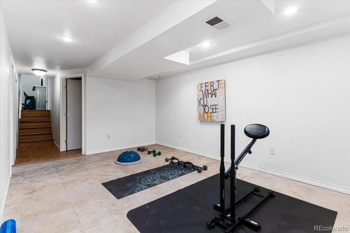 1825 S Queen Way Lakewood CO 80232 MLS #REC7378894 07082026201235 1200 31