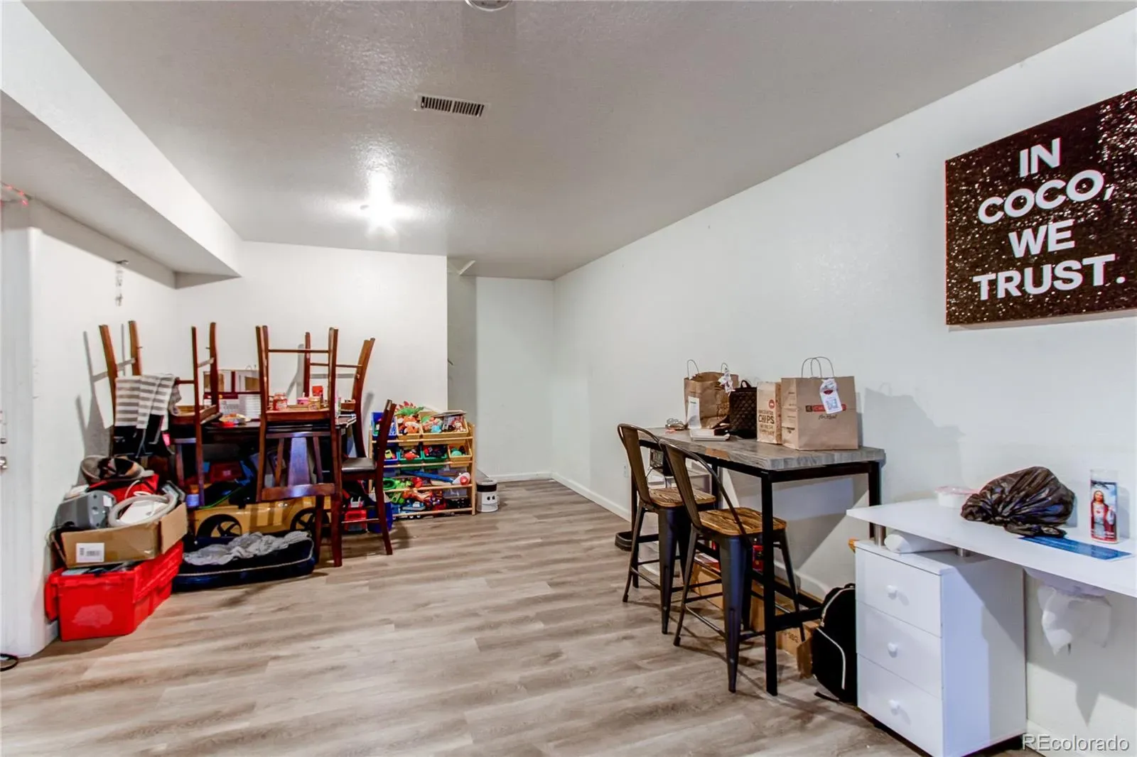 14220 E 22nd Place Aurora CO 80011 | MLS #REC7379076 03312026002532 1600 11