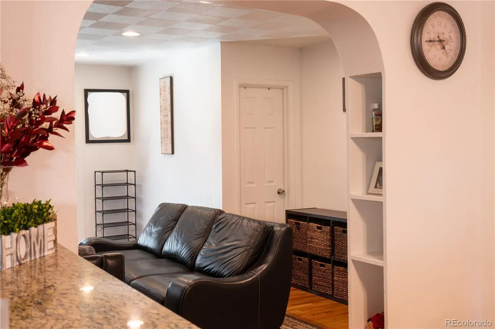 12302025003435 1600 10