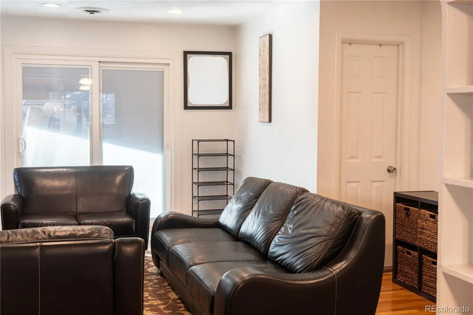 12302025003435 1600 11