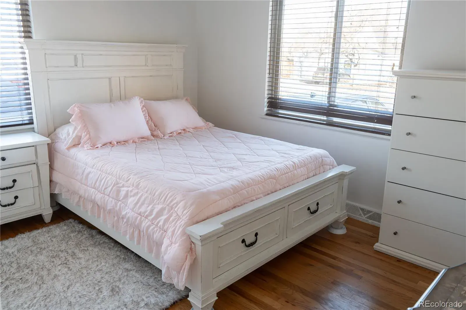 12302025003435 1600 9