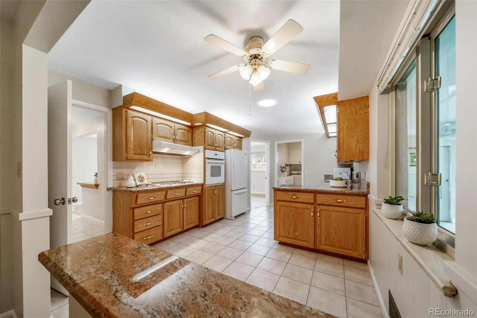 341 Newark Street Aurora CO 80010 MLS #REC7379428 05242026153832 1600 14