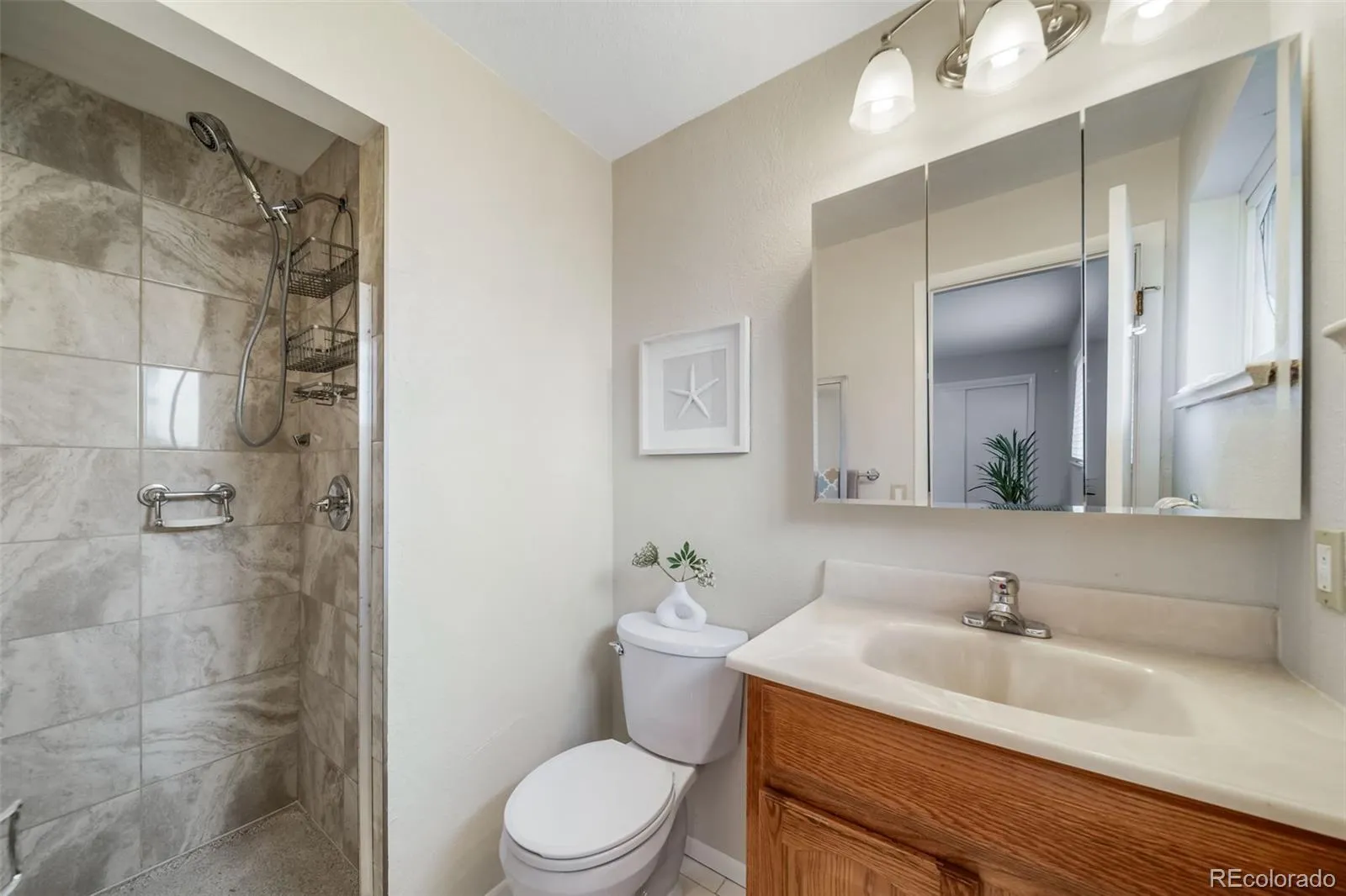 341 Newark Street Aurora CO 80010 MLS #REC7379428 05242026153832 1600 22