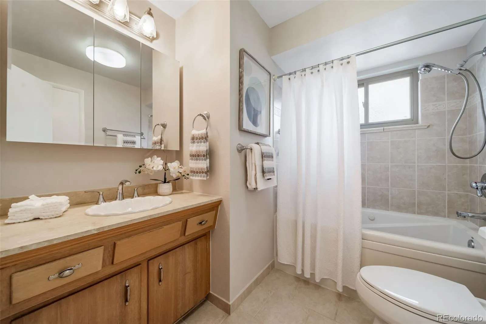 341 Newark Street Aurora CO 80010 MLS #REC7379428 05242026153832 1600 23