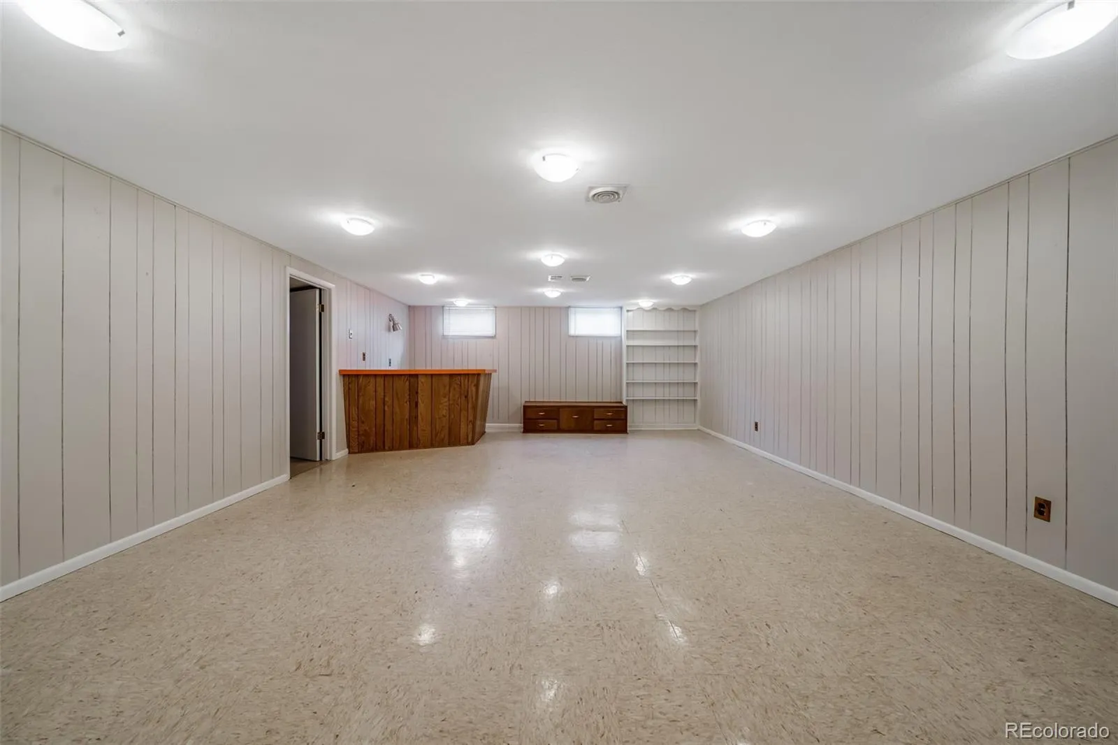 341 Newark Street Aurora CO 80010 MLS #REC7379428 05242026153832 1600 28
