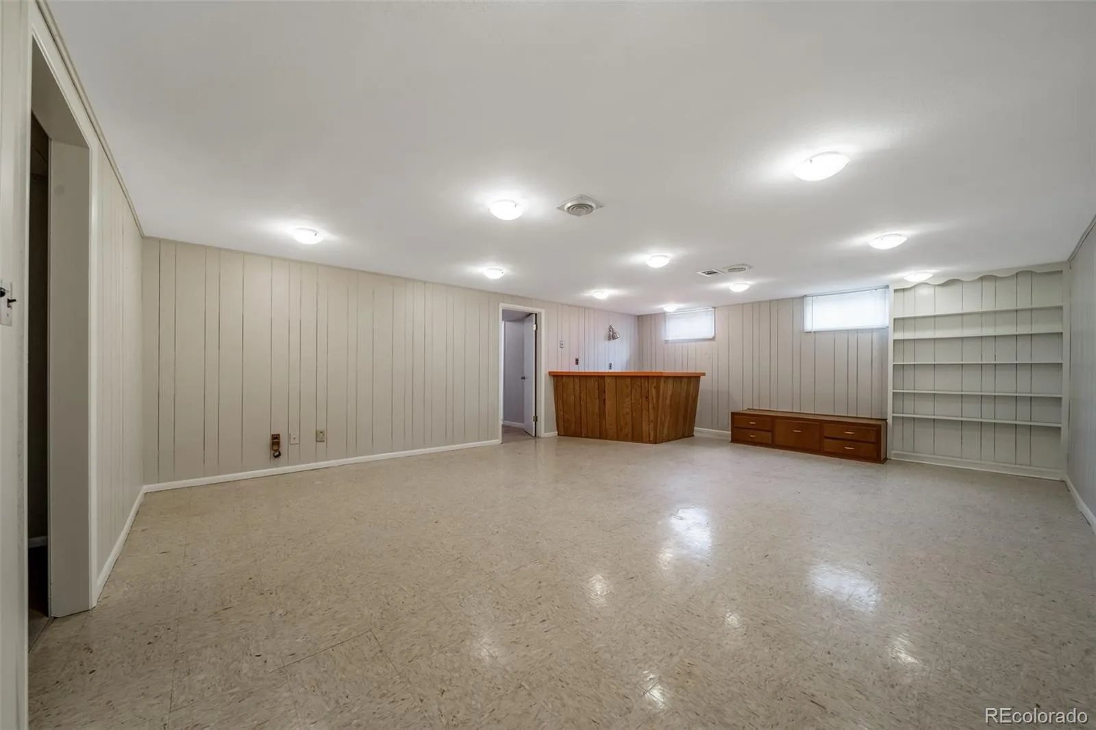 341 Newark Street Aurora CO 80010 MLS #REC7379428 05242026153832 1600 29