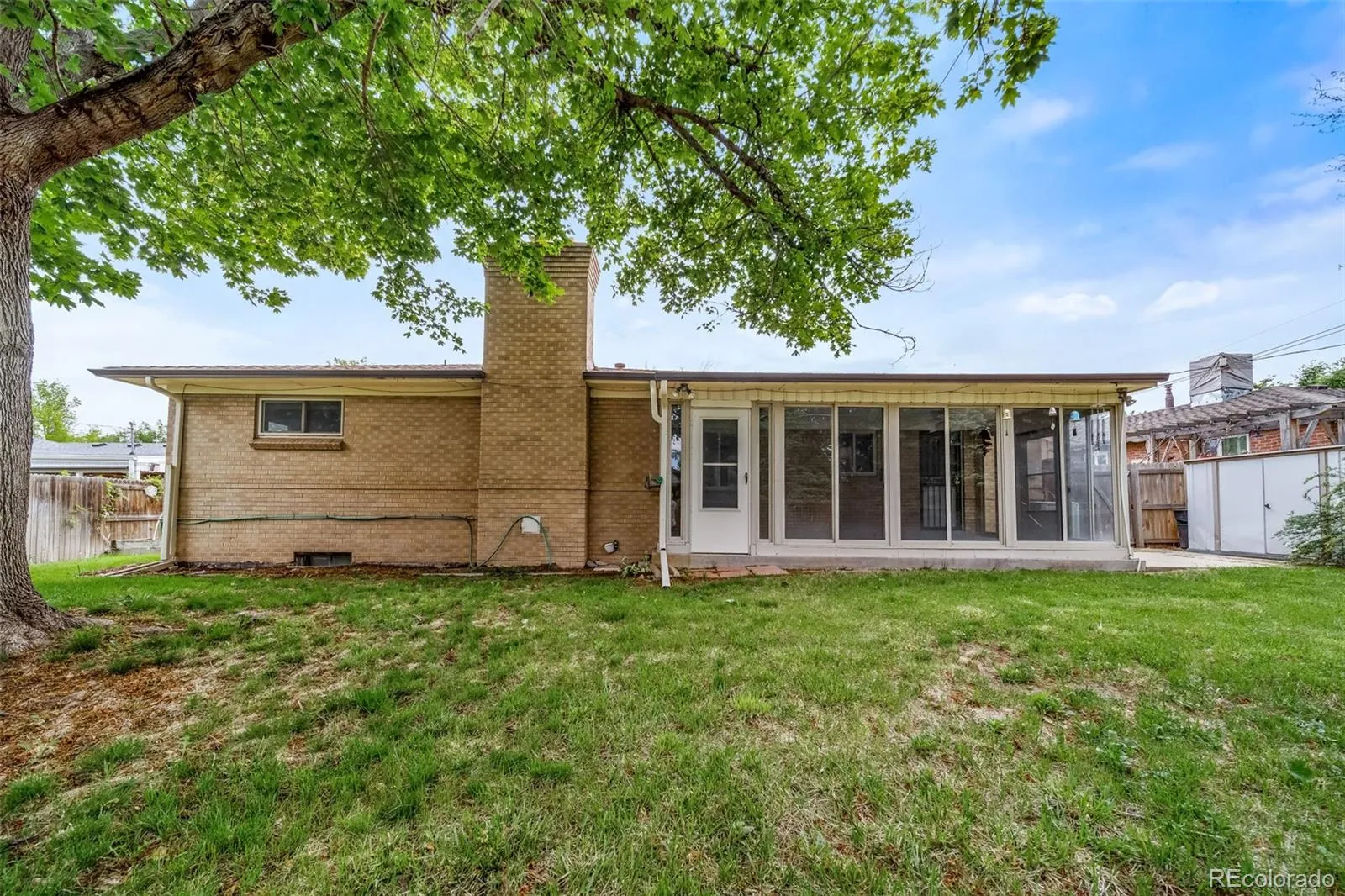 341 Newark Street Aurora CO 80010 MLS #REC7379428 05242026153832 1600 38