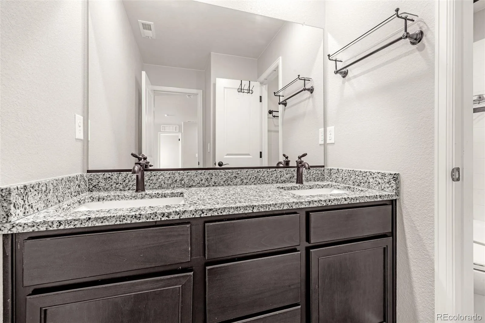 8812 Ventura Street Commerce City CO 80022 | MLS #REC7384811 08242026223455 1600 5