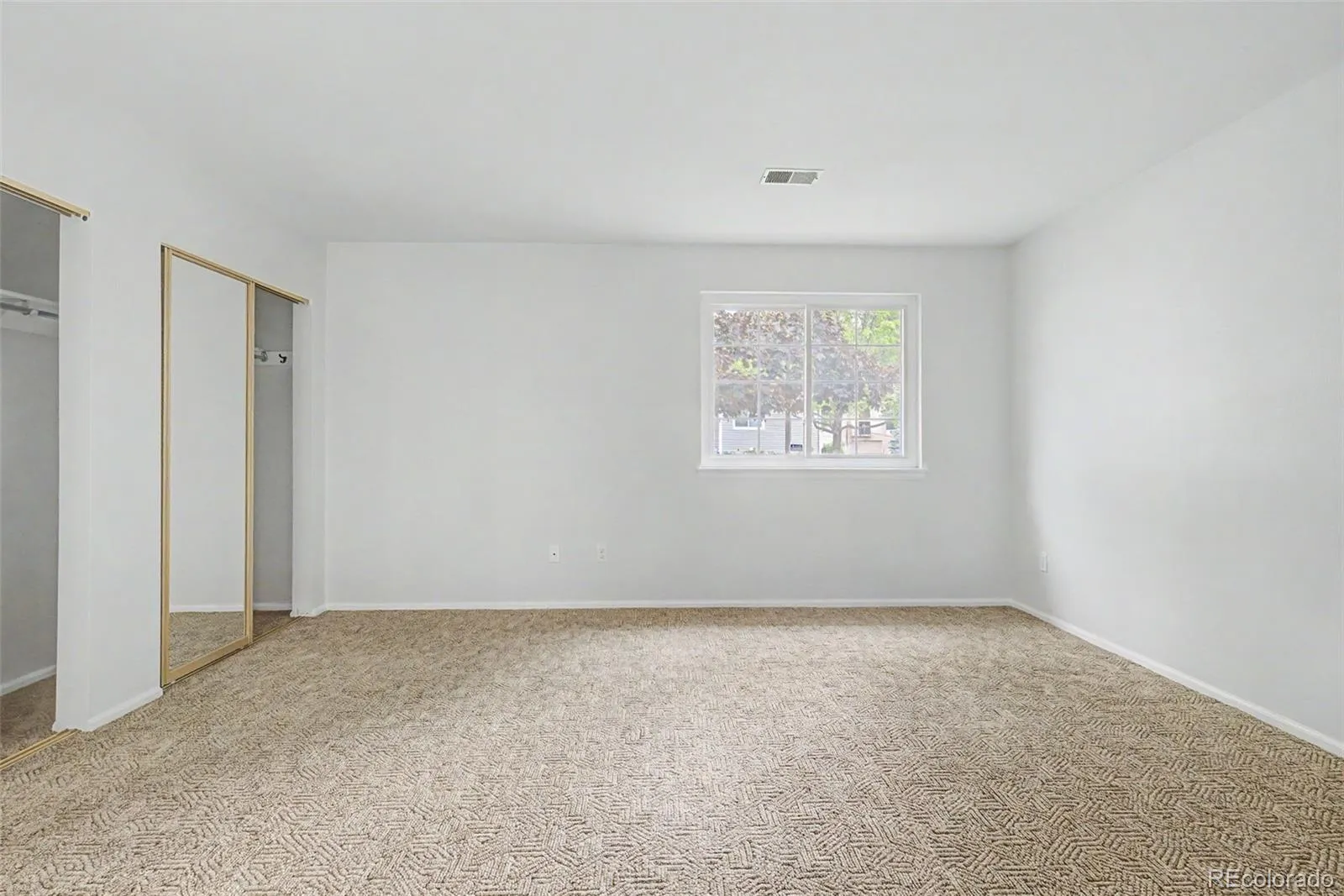 14233 E Marina Drive Aurora CO 80014 MLS #REC7386175 05282026020833 1600 16