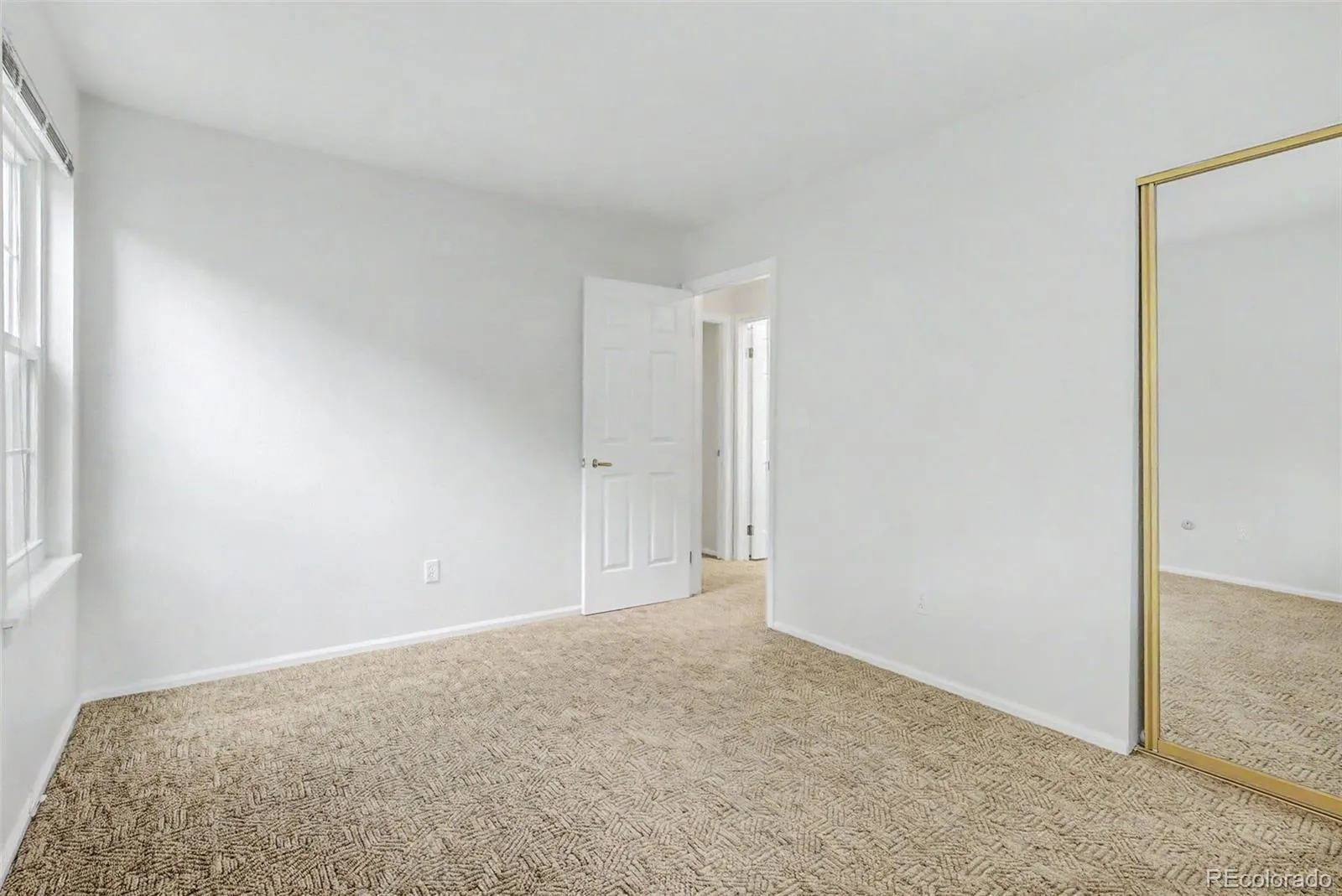 14233 E Marina Drive Aurora CO 80014 MLS #REC7386175 05282026020833 1600 25