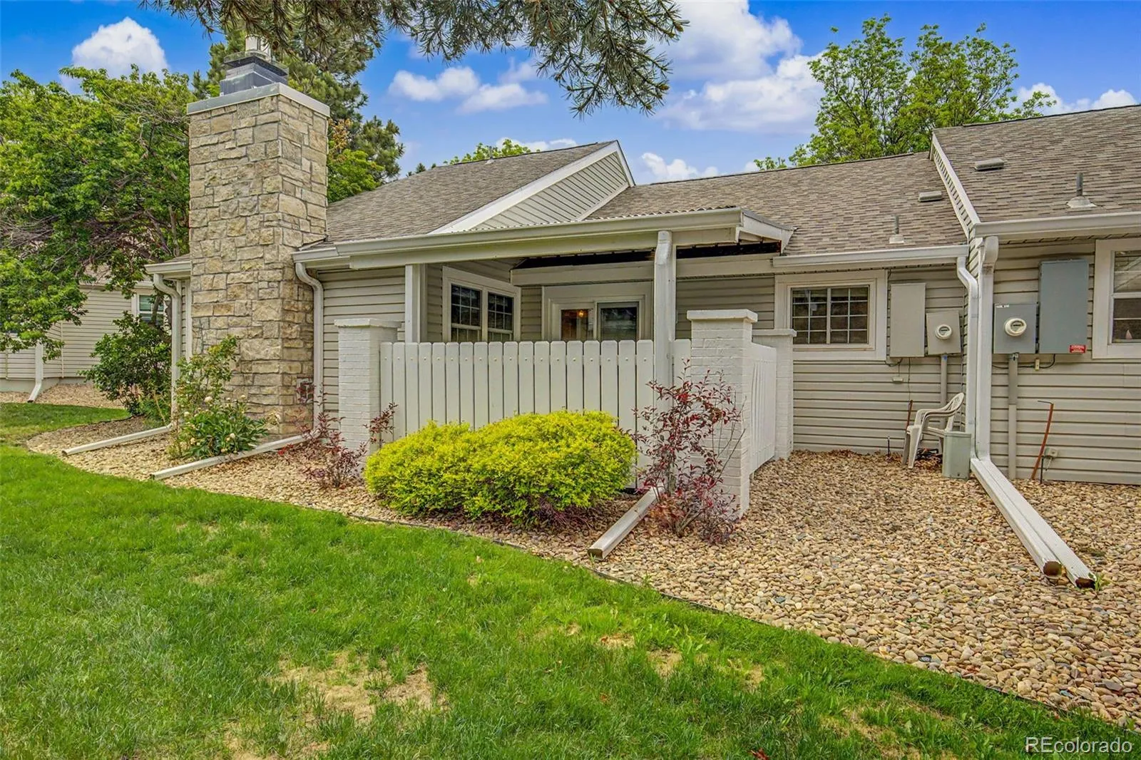 14233 E Marina Drive Aurora CO 80014 MLS #REC7386175 05282026020833 1600 33