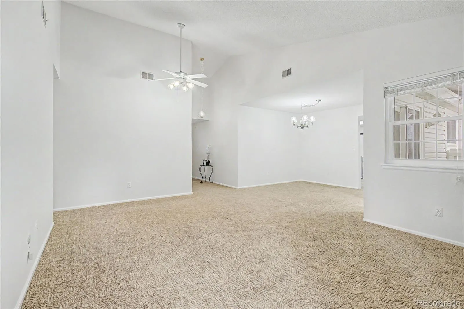 14233 E Marina Drive Aurora CO 80014 MLS #REC7386175 05282026020833 1600 9