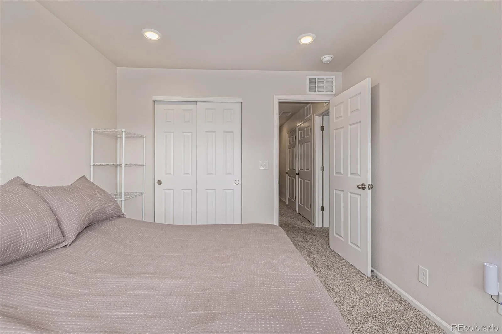 16586 Shoshone Place Broomfield CO 80023 | MLS #REC7387103 06192026234919 1600 18